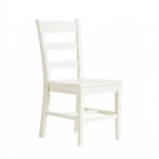 Chaise blanche à dossier échelle et assise plate
